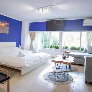 https://thessaloniki-center-small-studio-apartment.hotels-of-thessaloniki.com